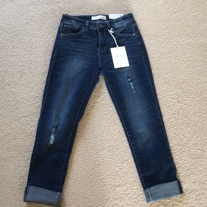 NWT KanCan Capri cuffed jeans